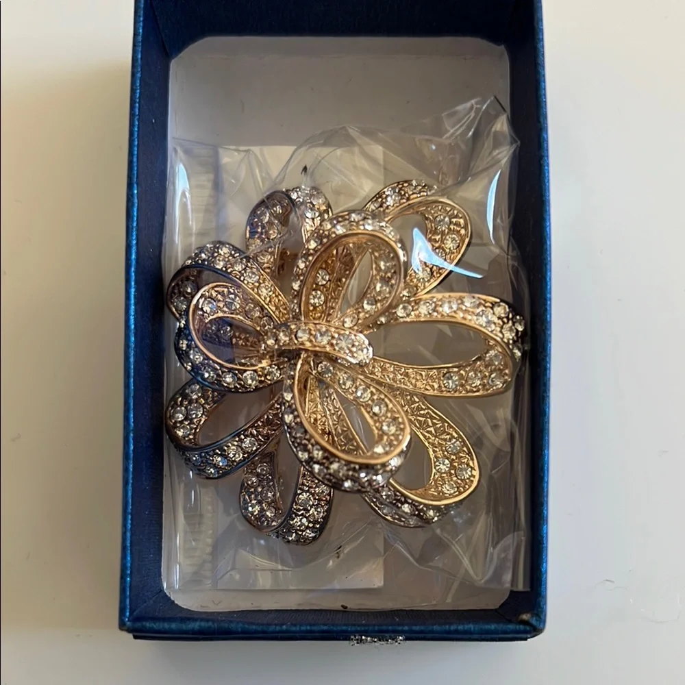 Brooches and Pins Bundle - 14 in All
